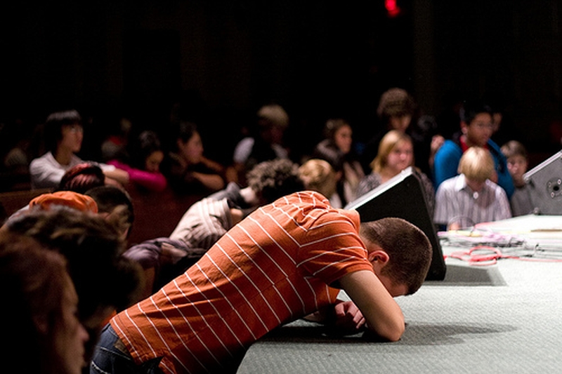 altar-call-prayer